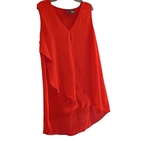 New Direction Women's Red Sleeveless Blouse Size Medium Business Casual EUC - Picture 2 of 4